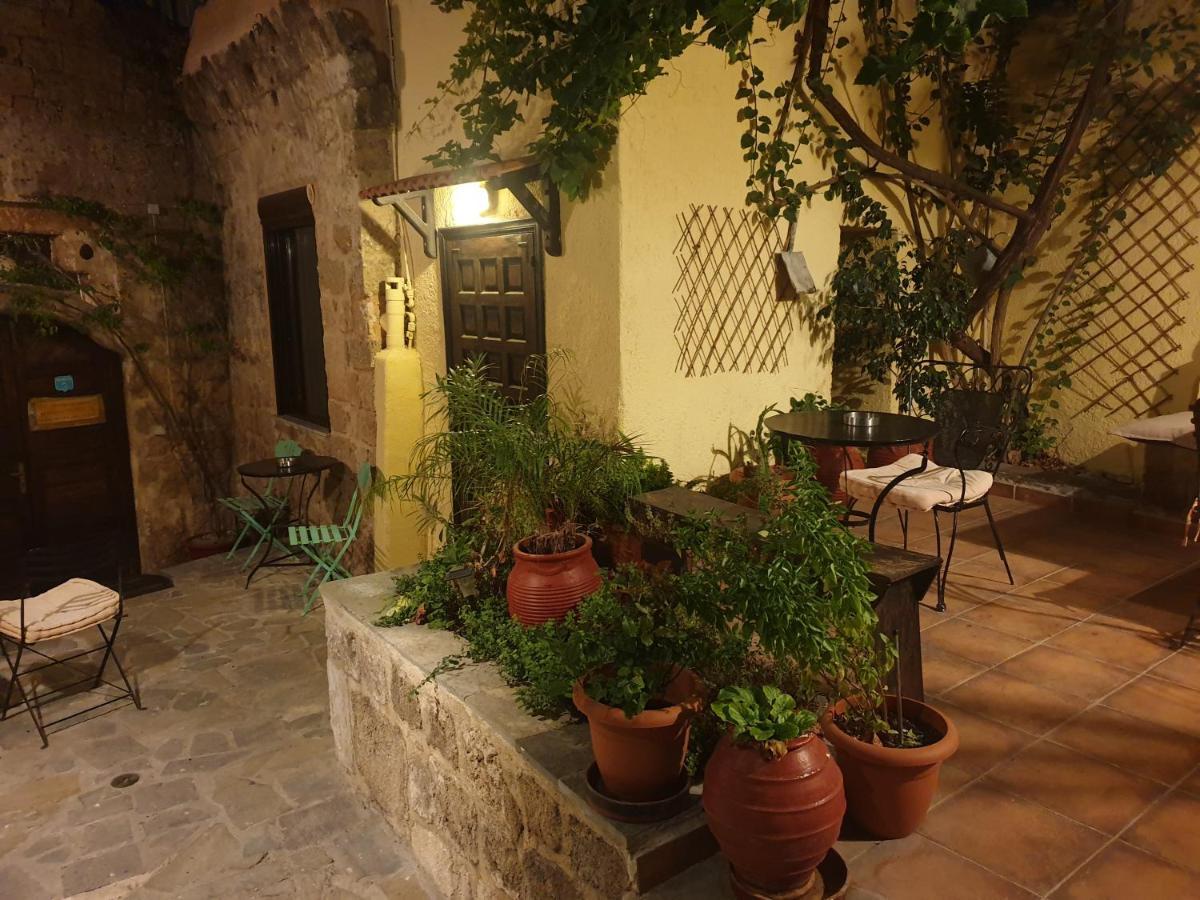 Chris Αpartments Old Town Apartment Rhodes City Exterior photo