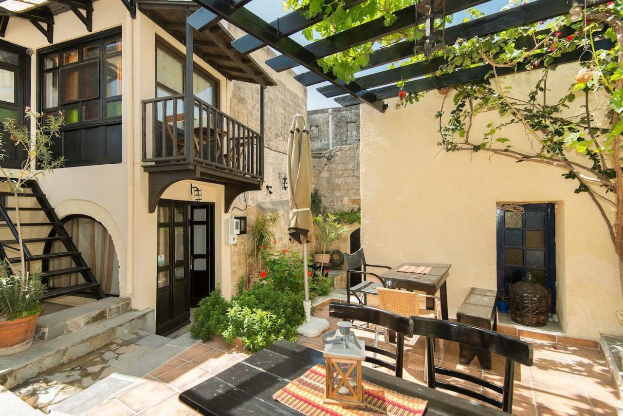 Chris Αpartments Old Town Apartment Rhodes City Exterior photo