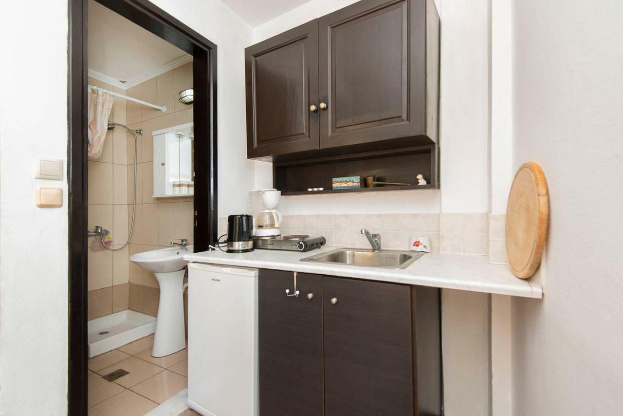 Chris Αpartments Old Town Apartment Rhodes City Exterior photo